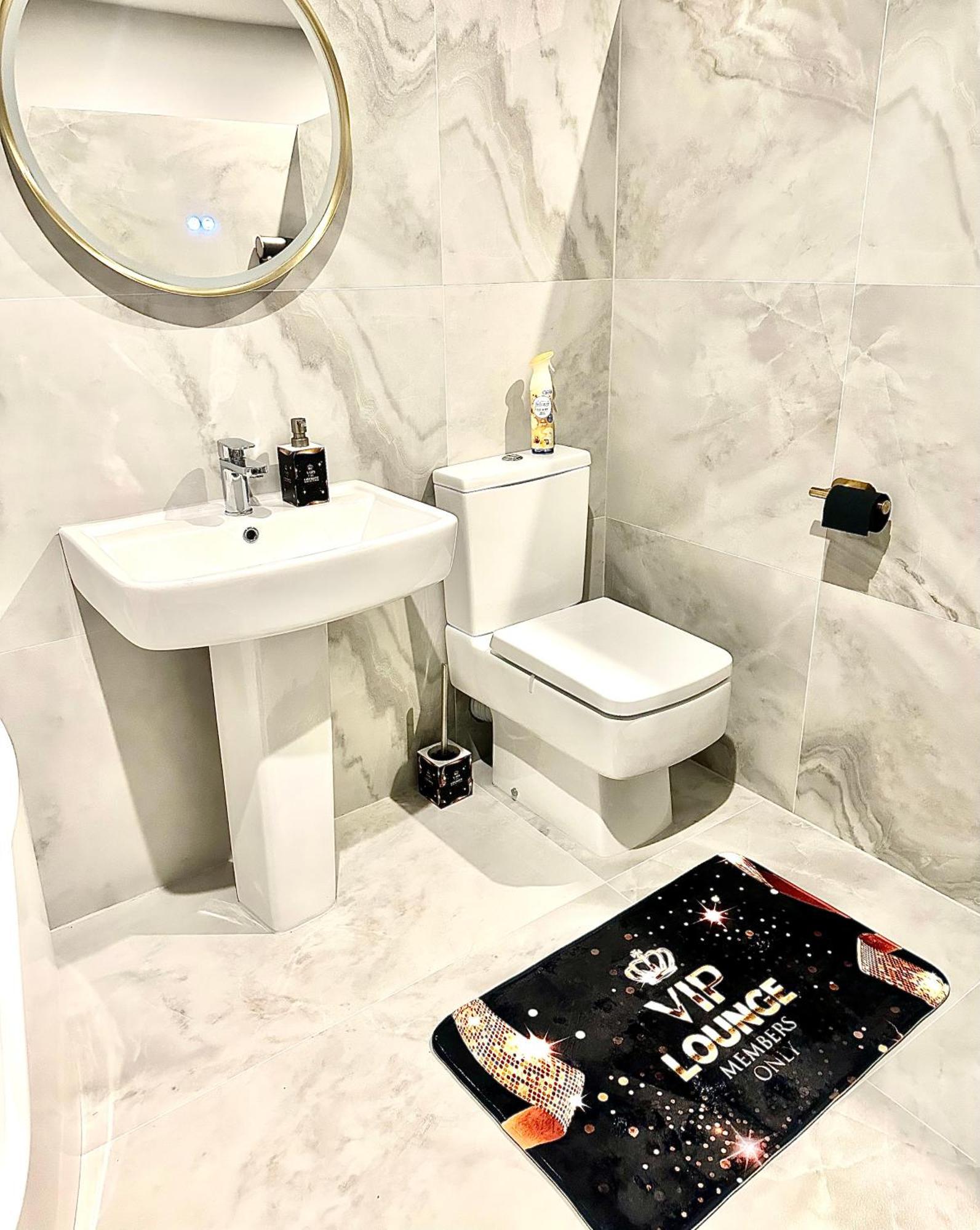 Kildare Luxury Suites Экстерьер фото
