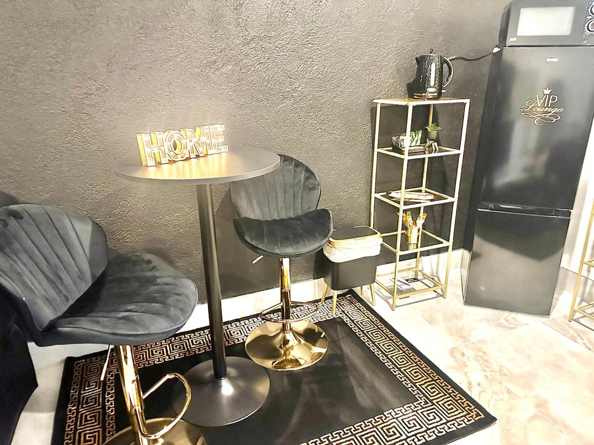 Kildare Luxury Suites Экстерьер фото
